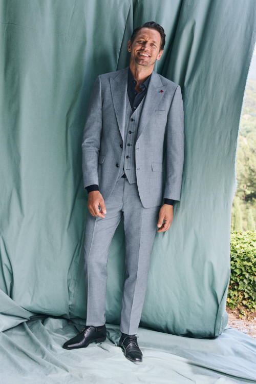 ROY-ROBSON_spring_summer_2026_original_img_2 ROY-ROBSON_spring_summer_2023_original_8100-A350_2172.260_1